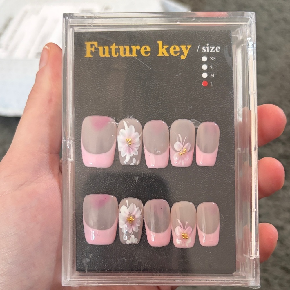 Future Key Pink Floral Press-On Nails